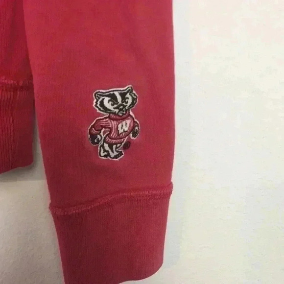 Colosseum Athletics size small Sweatshirt - Picture 3 of 6